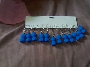 Excellent Brand New pack Of 12 Keychains