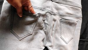 Want A Hot Look Then Where This Skinny Jeans