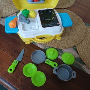 Toyshine Play Kitchen Set in a Suitcase