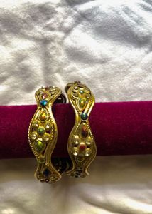Elegant Bangles Combo