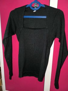 Black Long Sleeve Top