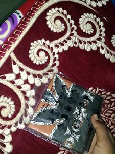 Multifunctional Scarf