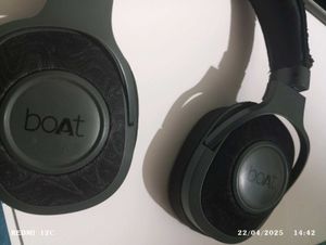 Boat Rokez 550 Headphone Sell Because I Need Money