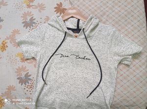 It's A Cute  Crop Hoddie
