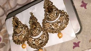 Earings With Mangtika