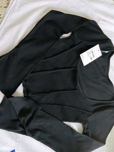 Dramatic Sleeves Crop Top