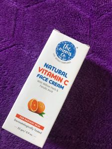 St. Botanica Sunscreen And The Moms Co  Face Cream