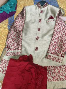 Beautiful Ethnic Kurta Set