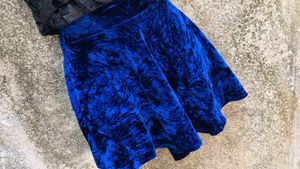 3.23.1 CUTE NAVY BLUE SKIRT