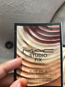 MAC Studio Fix Foundation Samples