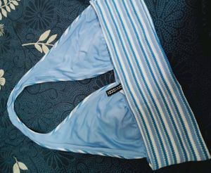 H&amp;M Brallete It Has Been Wore Only For An Hour And It&#39;s Totally New. Can Fit To Bust Size 32 And 34.