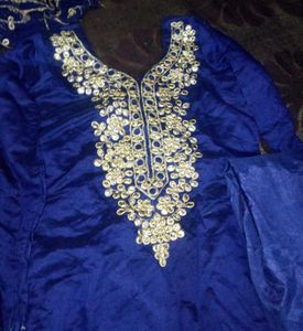 Beautiful Kurta Set With Gota Work