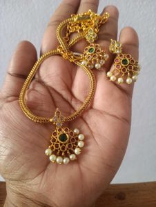 Elegant Gold-Plated Necklace Set