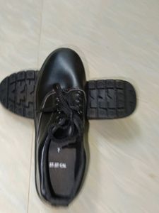 Black Shoes