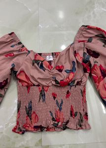Street Style Store Floral Top | Size XS