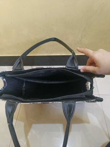 Black Hand Bag