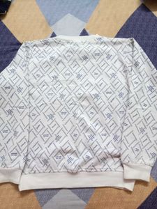 Patterned Sweatshirt
