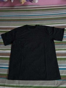 M -NEW  TSHIRT