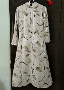 High-Neck Spring Top