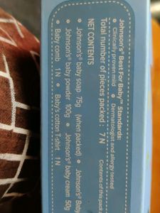 Johnson&#39;s Baby Care Collection Gift Pack 7 Items With Yellow Organic T-shirt