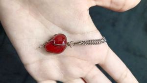 pebble necklace