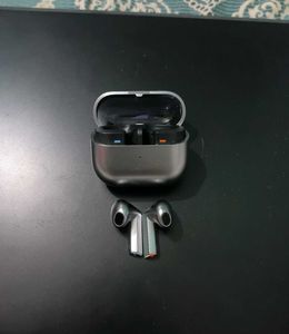 Samsung Galaxy Buds 3 | without Bill, Box &amp; Access