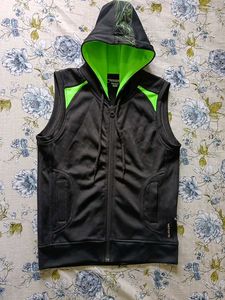 Sleeveless Hoodie - Black &amp; Green