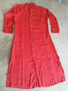 Red Kurti