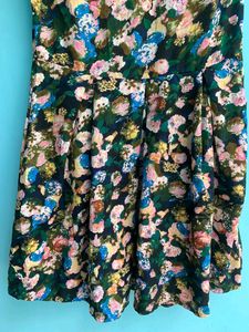 &#34;Floral Elegance: Fit and Flare Summer Dress