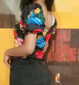 Floral Print Puff Sleeve Top