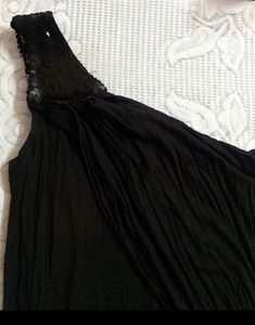 SALE!!! SALE!!Zovi Black mini Bodycon Dres
