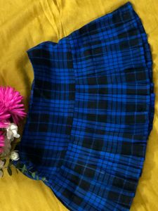 Very Cute Micromini Check Plated Skirt