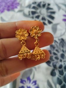 Earrings ♥️