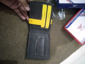 Branded Leather Wallet For Mens Seal Packed New