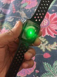 Apple Watch Series 4 Nike Edition