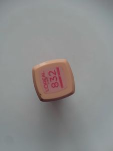 L&#39;Oreal Les Macarons Lipstick