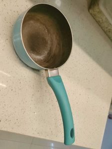 Used Cooking Pot/ Sauce pan with Handle