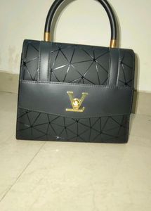 Elegant Handbag