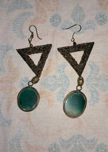 Pair of earrings