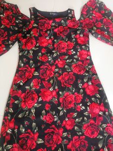 30 To 32 Bust Size Dress Very Good Condition