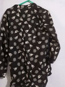 Black Shirt Style Top
