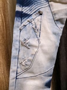 Boys Mid Rise Designer Damage Jeans Light Blue