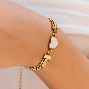 Heart Charm Gold Bracelet