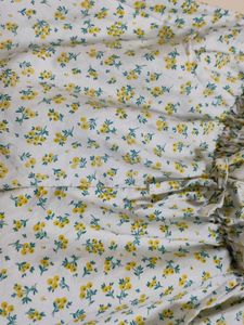 Women&#39;s Floral Shorts With Pockets1