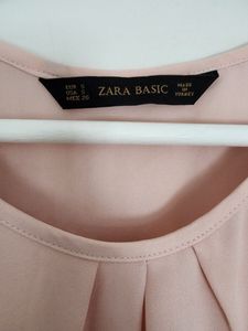 ZARA PINK LACE EMBROIDERY DETAIL SLEEVES LIGHT