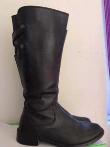 Trending Black High  Boots