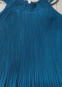 Cute Top With Line Pattern