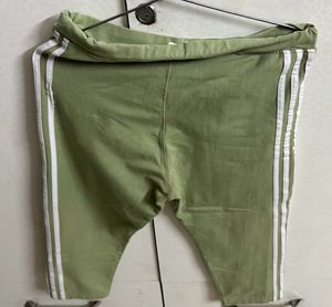 Green Colour Short Capri for Women’s