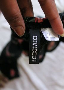 ..H&amp;M Black Floral Crop Top