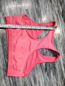 pink 🩷 sports bra🧡